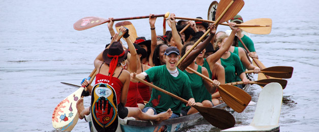 Course de pirogue Ramdilo Course de pirogue Ramdilo